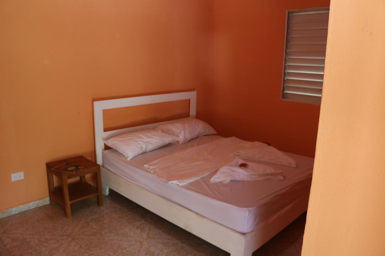 Luiggi Hostel Las Terrenas Zewnętrze zdjęcie
